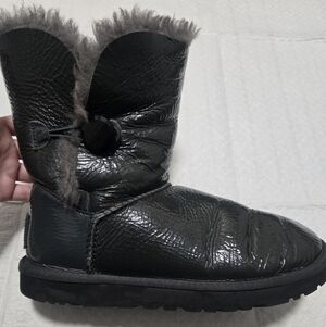 UGG Water Resistant Grey Boots Size 7